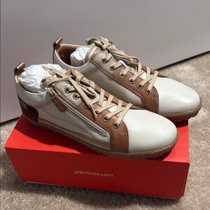 Pikolinos Lagos size 41 women’s- Cream and Brown Sneakers with Mid-Top Design